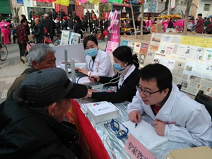 去病医疗·咸阳肿瘤医院送医下乡 优质服务获好评