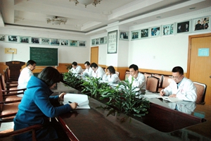 拓宽思路 推动创新 咸阳肿瘤医院交流中药制剂应用经验