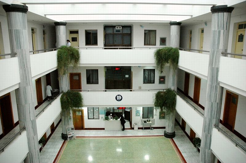 优质服务 守护健康——记2017年“咸阳市优质护理工作先进集体”咸阳肿瘤医院肿瘤内科
