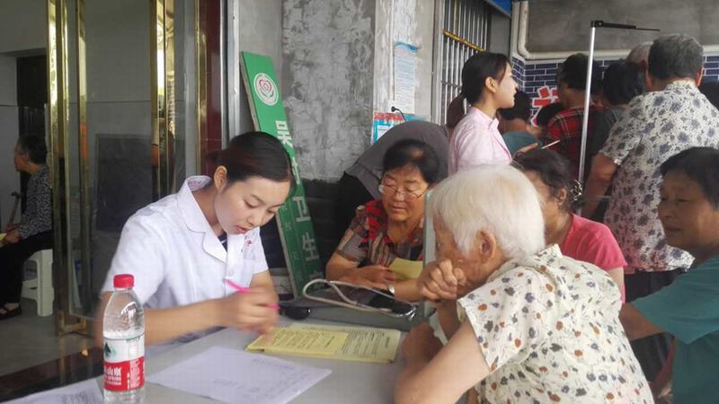 送医下乡惠民生 优质医疗获赞誉
