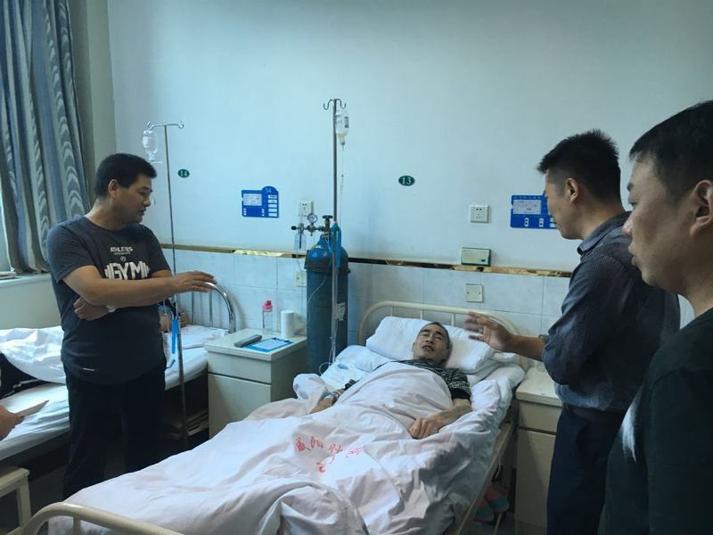 我院与兴平市卫生局联合开展健康扶贫