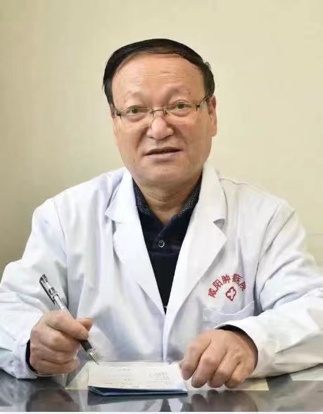 66岁老人腹膜后巨大肿瘤在咸阳肿瘤医院成功切除