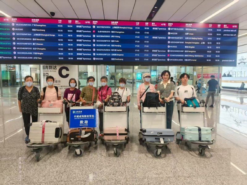 他们相约从香港而来，只为这份生命的信任