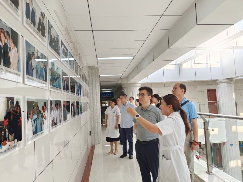 咸阳市人大常委会副主任杜俊霞一行莅临我院进行专题调研