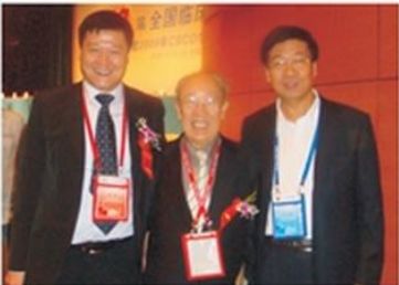 李去病教授与中国科学院院士、中国肝胆外科之父吴孟超教授